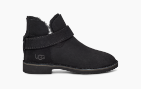 Ugg mckay chestnut cheap size 7