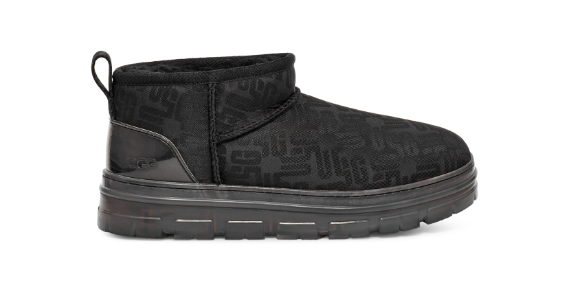 Uggs black low hot sale
