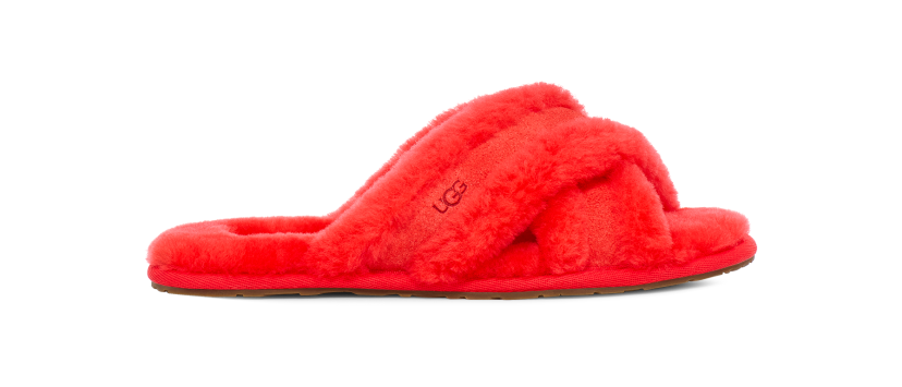 Uggs slides red hot sale