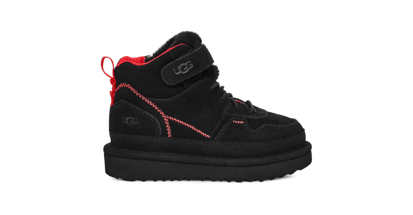Black ugg top tennis shoes