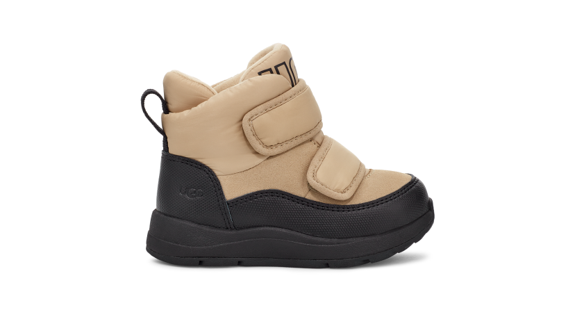 Ugg boots for store toddlers size 6