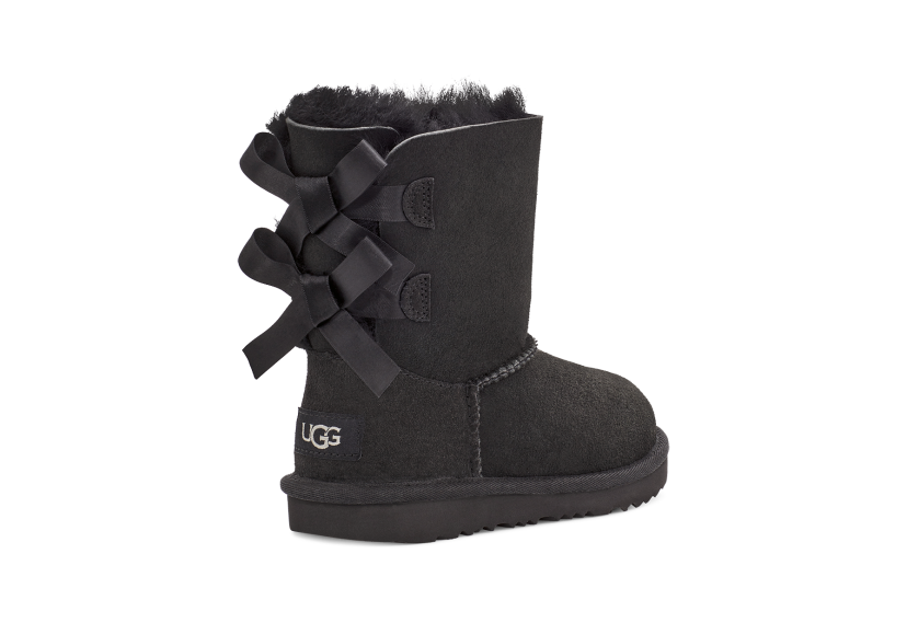 Black boy on sale ugg boots