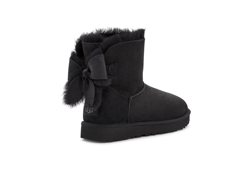 Uggs with 2025 bows womens