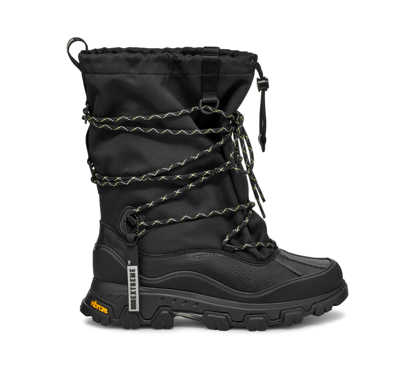 Ugg snow boots black store