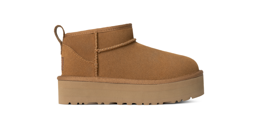 Ugg boots - kids - size 4 US - big kids 7yo popular to 12yo $112