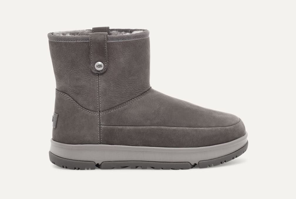 クラシック ウェザー ミニ 1112473｜防水ブーツ｜UGG®（アグ）公式オンライン アウトレットストア