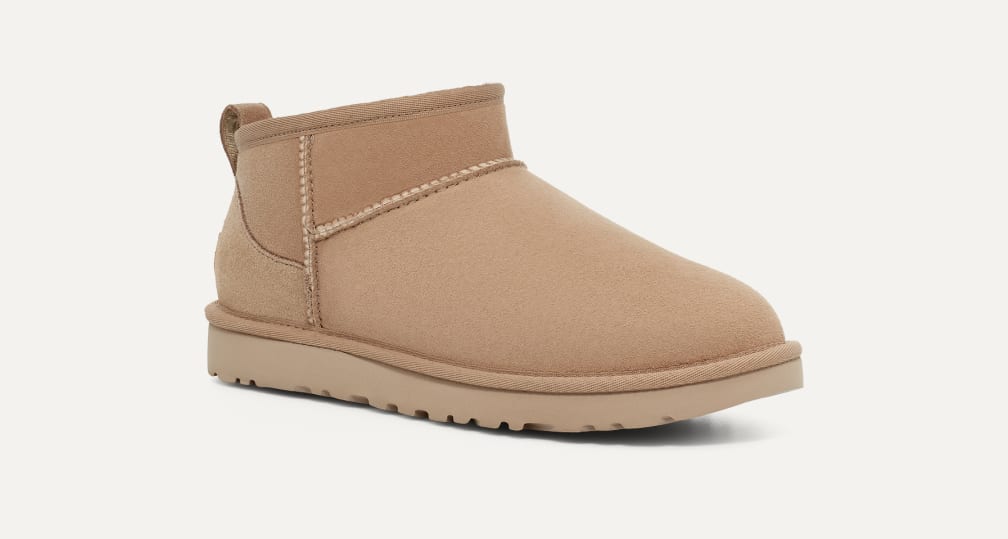 UGG クラシックアイランドミニスエードブーツ ベージュ 女子 UGG クラシックアイランドミニスエードブーツ ベージュ 女子