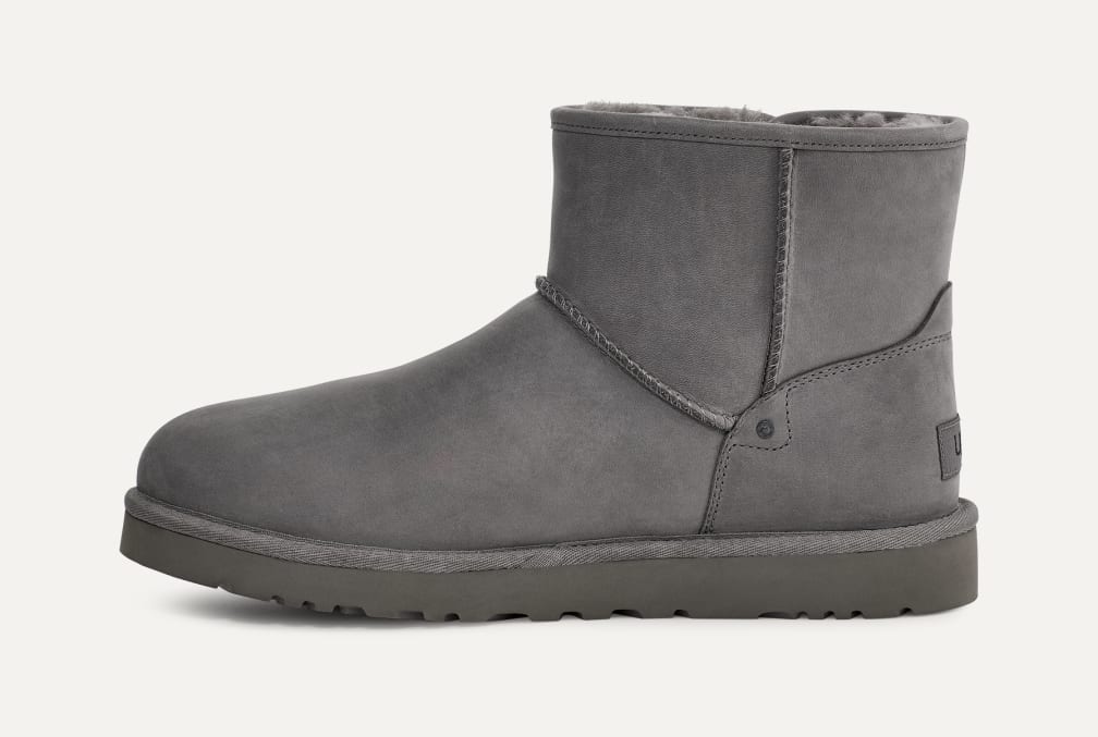 ベニ 1014860｜クラシックブーツ｜UGG®（アグ）公式オンライン アウトレットストア