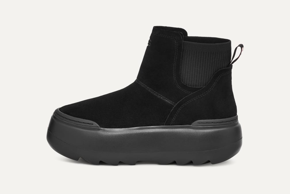 UGG W MARIN MEGA BOOTIE BLKフレアスリーブ ホワイトシャツ UGG W MARIN MEGA BOOTIE BLKフレアスリーブ ホワイトシャツ