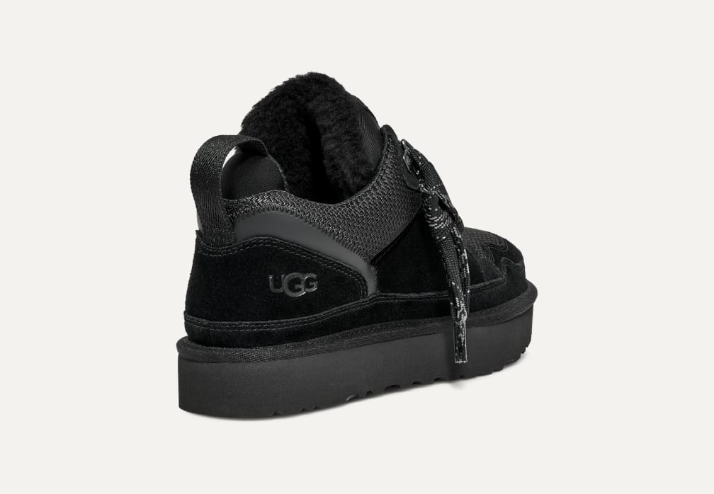 新品 UGG Lowmel ローメル カジュアルシューズ 冬の暖かさ 25cm 新品 UGG Lowmel ローメル カジュアルシューズ 冬の暖かさ 25cm UGG