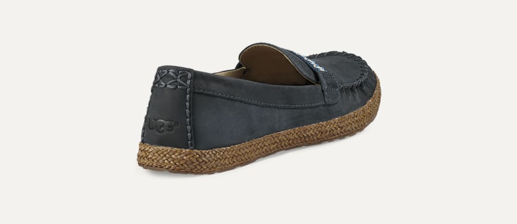 カエリー 1012505｜モカシン・ローファー｜UGG®（アグ）公式オンライン アウトレットストア