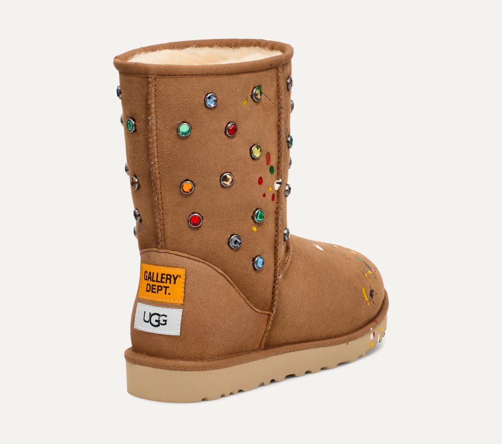 UGG® 公式【 UGG ギャラリー デパートメント クラシック