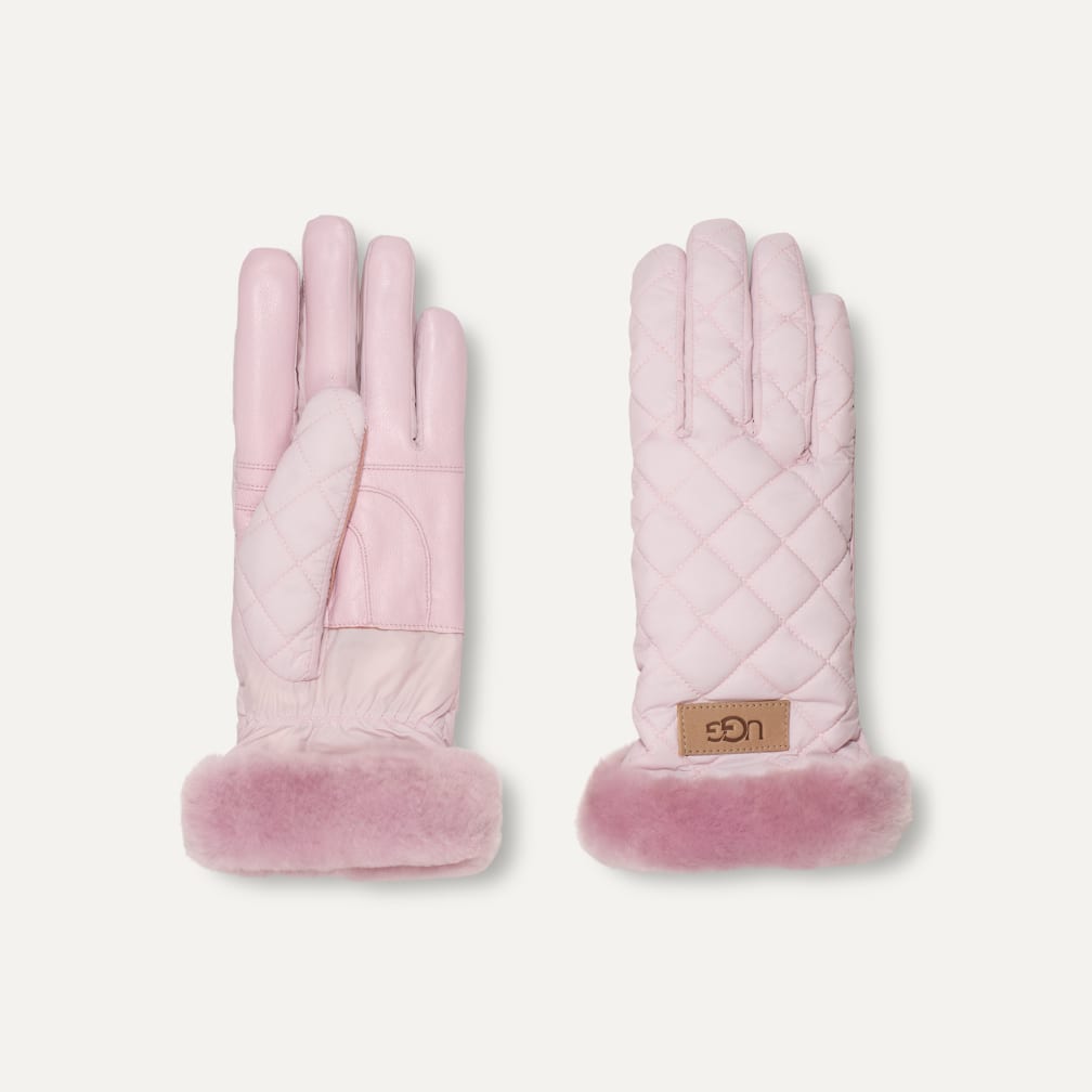 注目の福袋！ UGG® グローブ|Quilted パフォーマンス キルテッド 公式【 小物