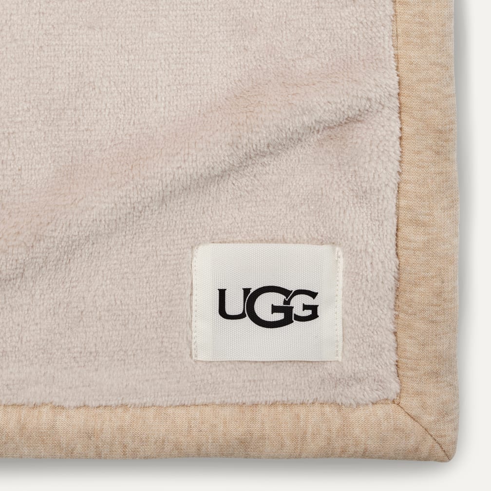 UGG II Duffield Throw II 192410332816