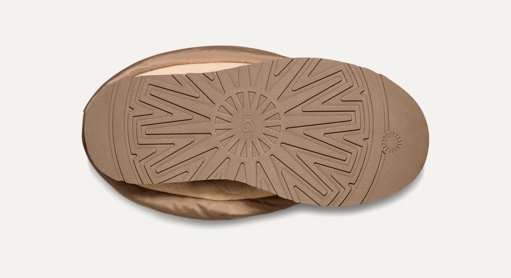 UGG® 公式【 クラシック ミニ ディッパー パッファー|Classic UGG® 公式【 クラシック ミニ ディッパー パッファー|Classic