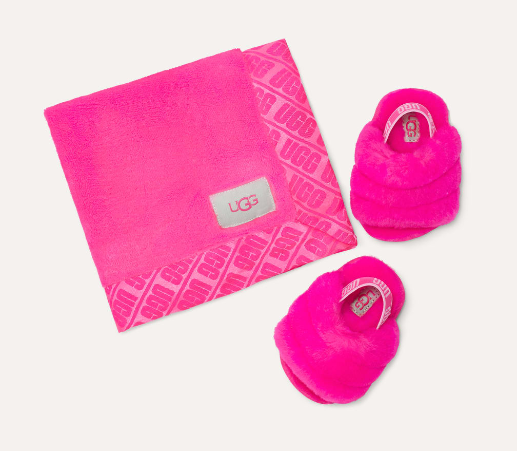 UGG★アグ★FLUFF YEAH SLDE25センチ新品 UGG アグ シューズ サンダル FLUFF YEAH SLIDE フラッフ イヤー