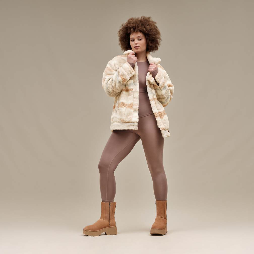 UGG® 公式【 フランキー UGGフラッフ ジャケット トパ|Frankie