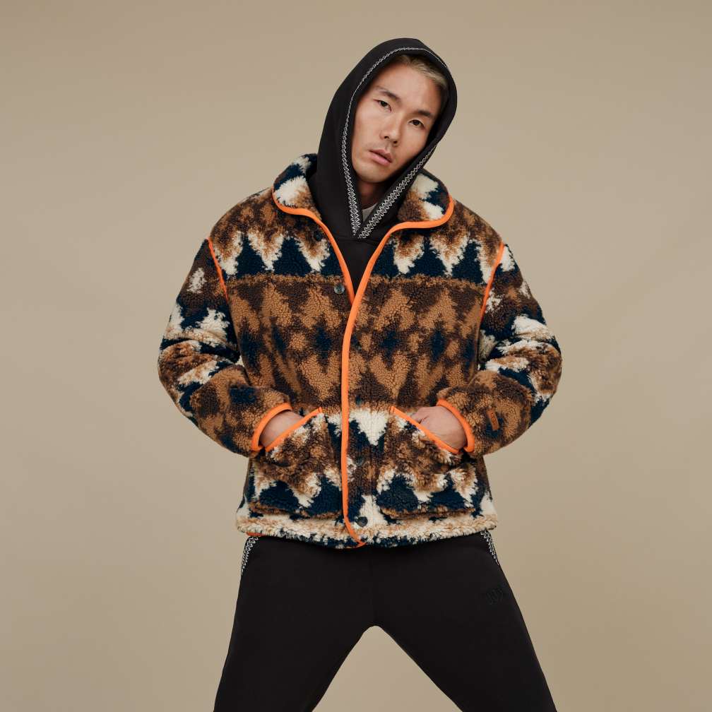高速配送 エリアス 公式【 UGG® UGGフラッフ プリント|Elias カーディガン トップス