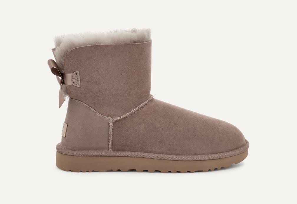 ミニ ベイリー ボウ II 1016501｜クラシックブーツ｜UGG®（アグ）公式オンライン アウトレットストア