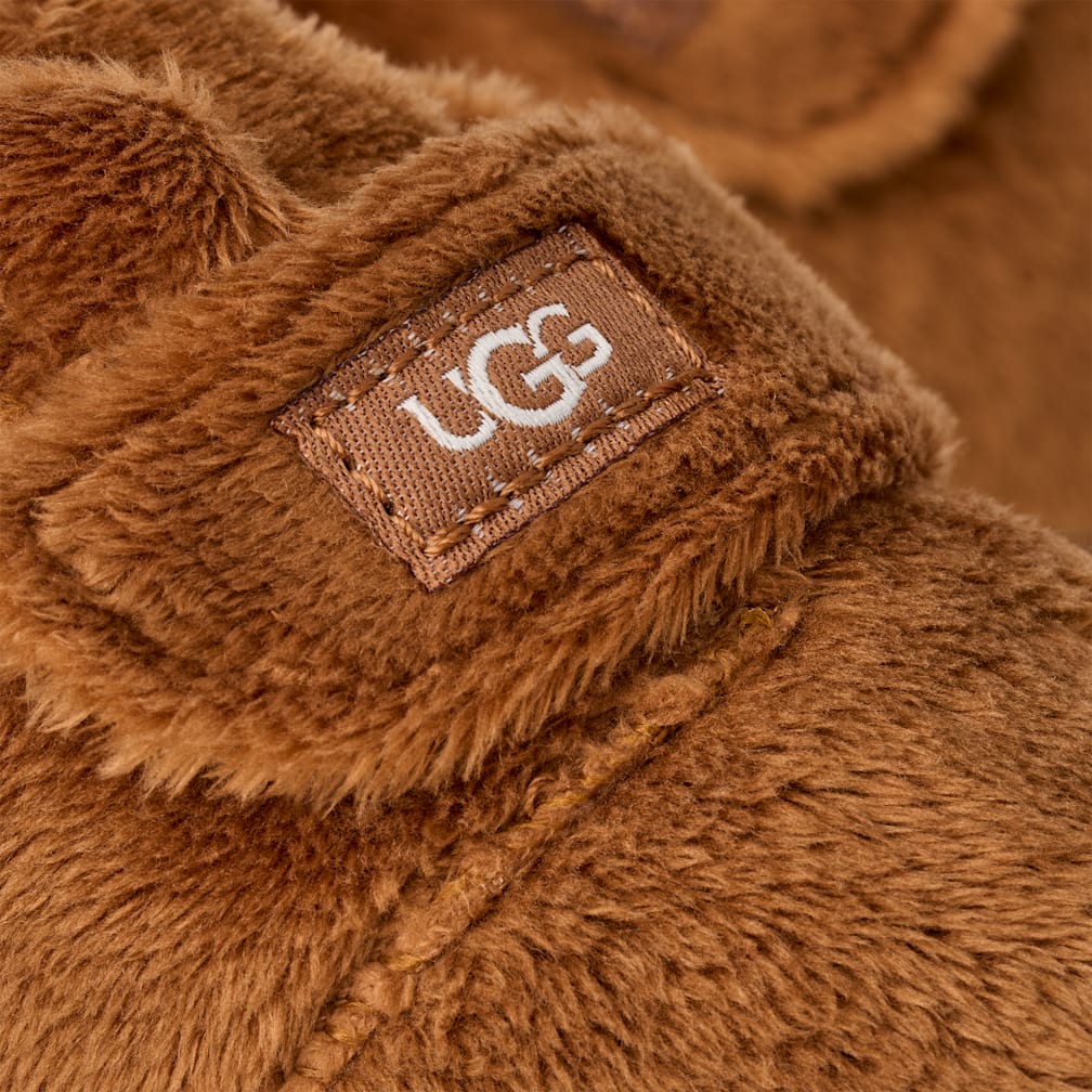 【新品箱付き】UGG23cm アグ スニーカー レディース 厚底 黒 ブラック グレー LA FLEX