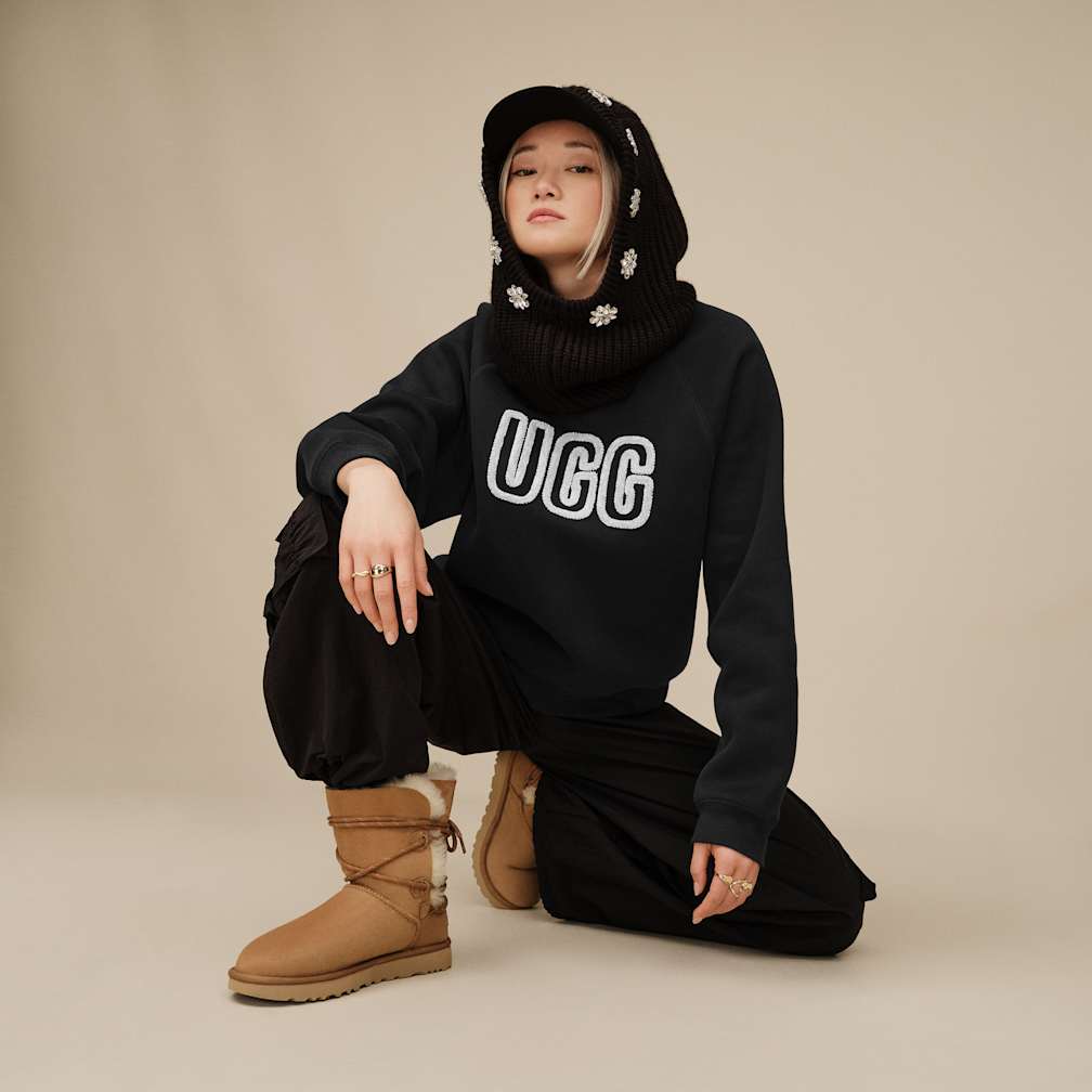 ugg ロゴスウェット ブラック xs UGG® 公式【 UGG ロゴ クルーネック|UGG Logo Crewneck