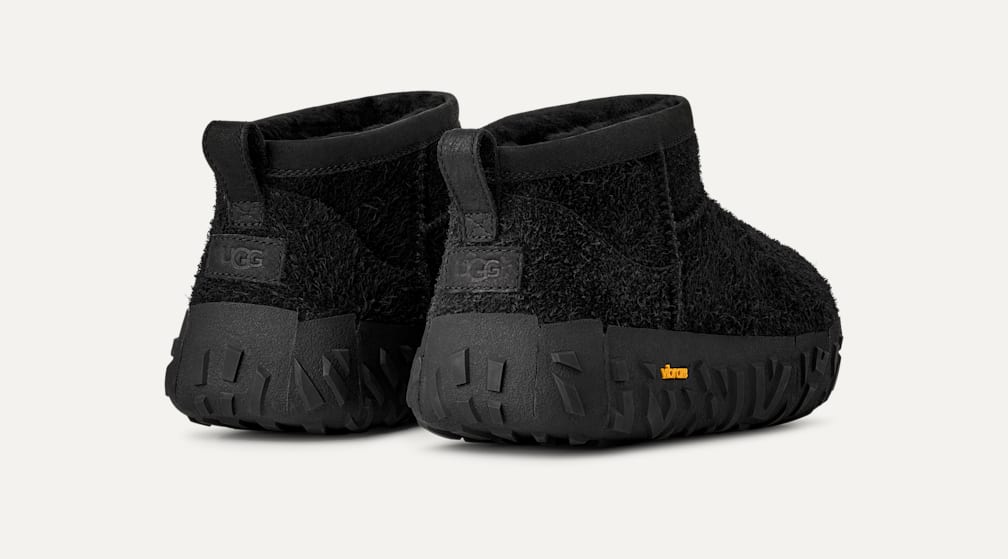 UGG® 公式【 クラシック ウルトラ ミニ ラップ テック|Classic Ultra