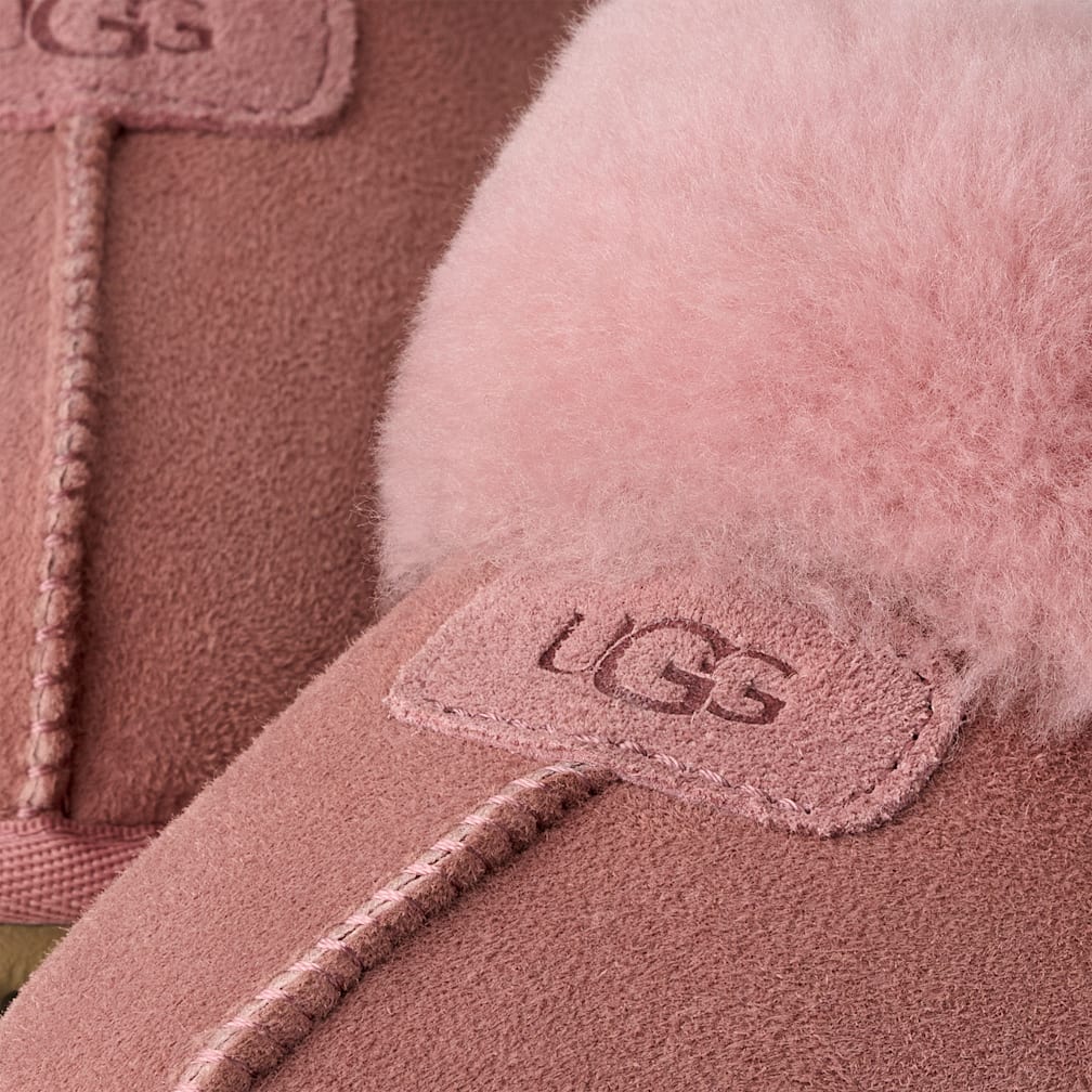 UGG コケット ライトピンク限定色 UGG コケット ライトピンク限定色 - メルカリ