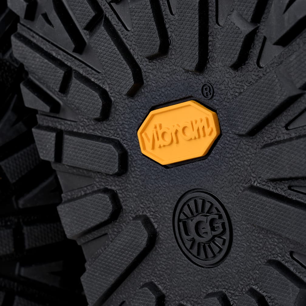 UGG® 公式【 クラシック ミニ GTX|Classic Mini GTX| 198605272356