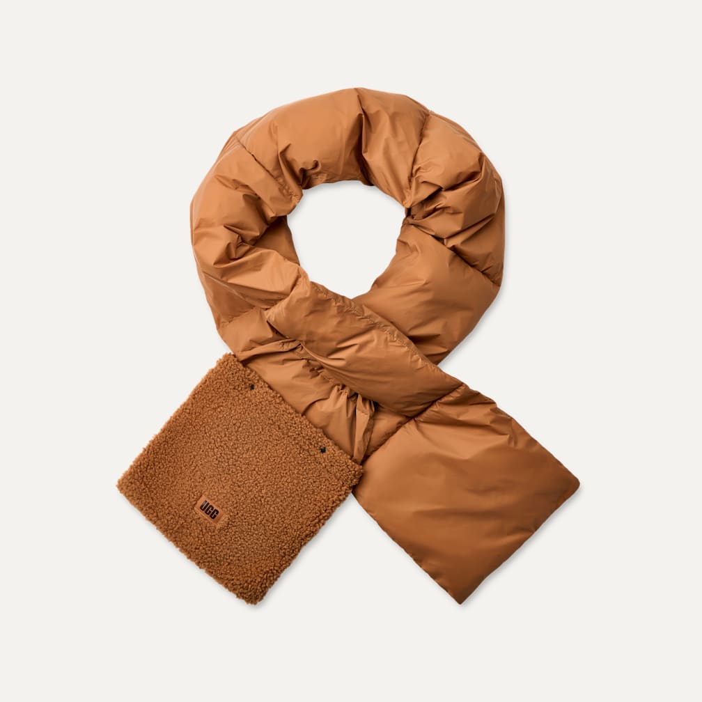UGG® 公式【 AW UGGフラッフ パッカブル スカーフ|AW UGGfluff