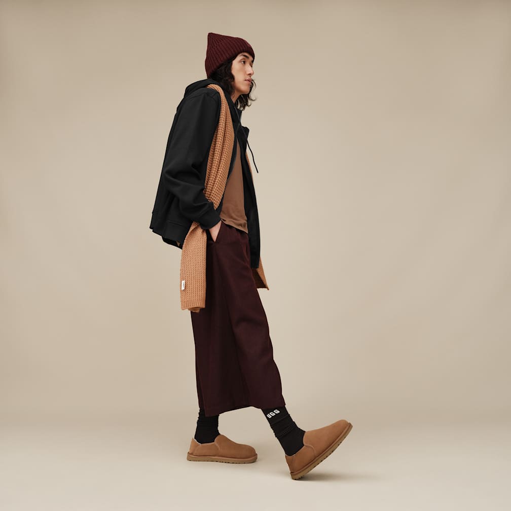 UGG ブラウン耳あて 専用ボックス付き 最新のデザイン UGG ブラウン耳あて 専用ボックス付き 小物 - 小物