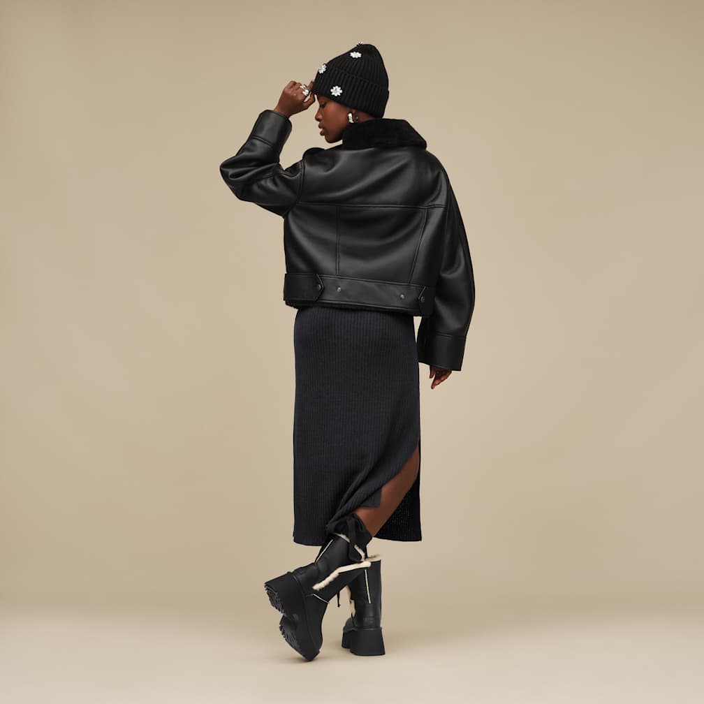 新品未使用UGG FINNIAN LUXEFLUFF MOTO JACKET貴重 UGG Finnian LuxeFluff Moto Jacket | Urban Outfitters