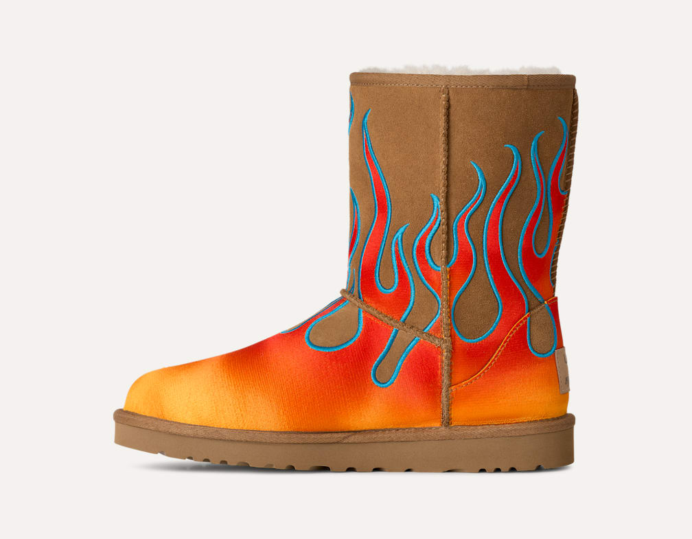 UGG® 公式【 UGG Jeremy Scott クラシック ショート|UGG Jeremy Scott