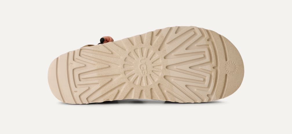 UGG® 公式【 ゴールデンスター ワイルドウッド|Goldenstar Wildwood