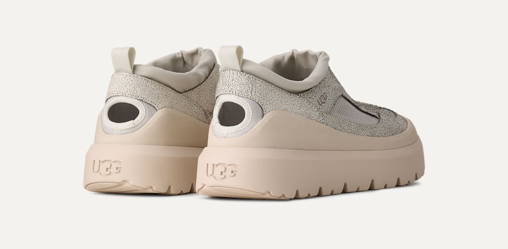 UGG® 公式【 ヘリテージ ユーティリティー アクソイド クラックル
