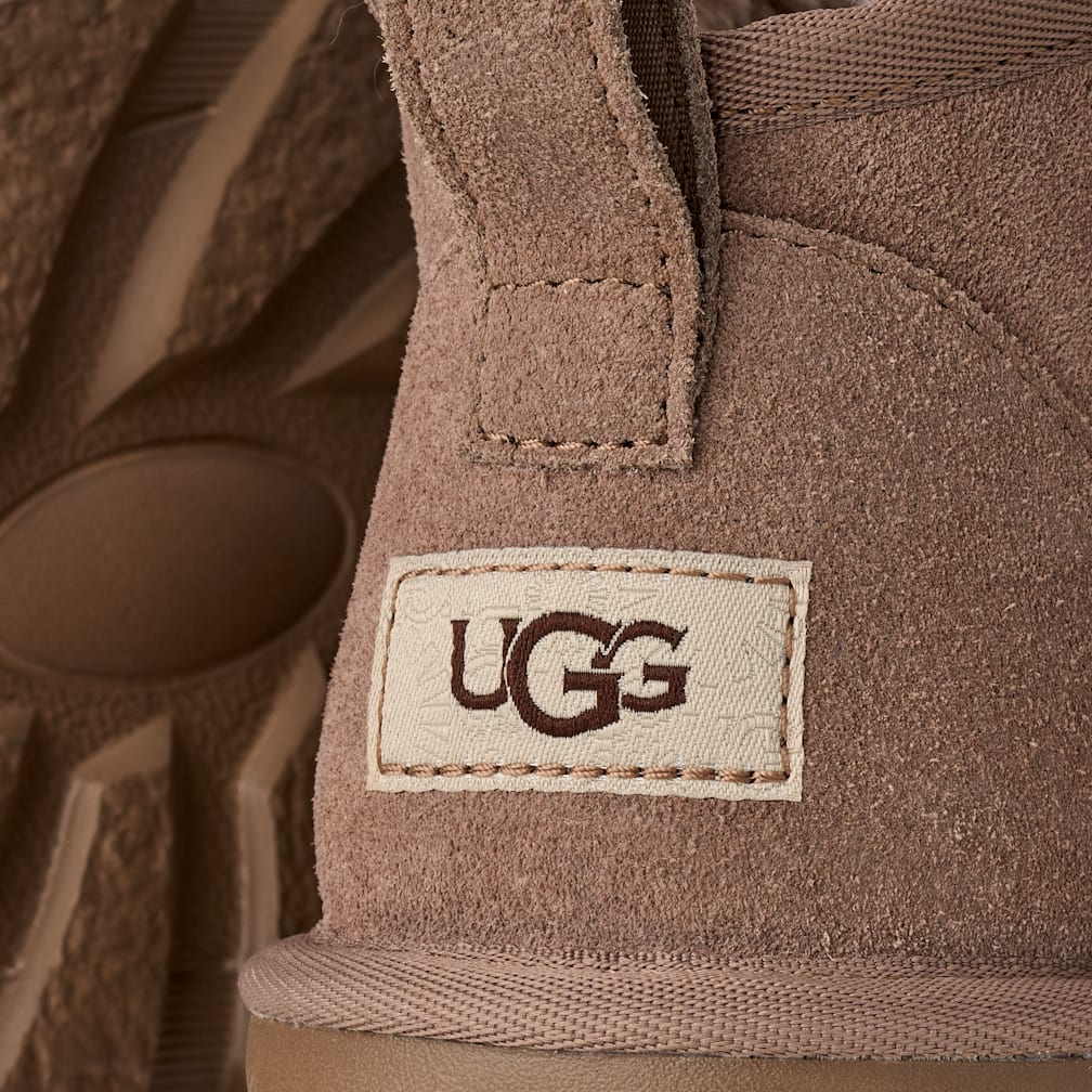 UGG® 公式【 エッセンシャル ウルトラ ミニ|Essential Ultra UGG® 公式【 エッセンシャル ウルトラ ミニ|Essential Ultra