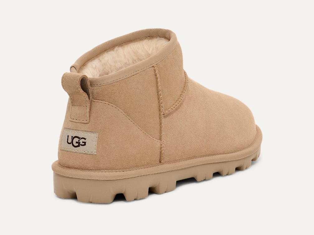UGG® 公式【 エッセンシャル ウルトラ ミニ|Essential Ultra Mini