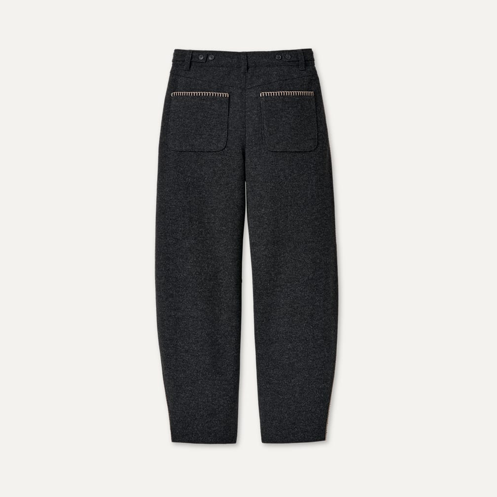 美品・UGG・リリアナ・黒 24㎝ Feels Like UGG｜UGG®（アグ）公式サイト