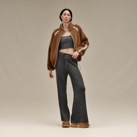 UGG® 公式【 ニキア クロシェ UGGフラッフ ジャケット|Nikia UGG® 公式【 ニキア クロシェ UGGフラッフ ジャケット|Nikia