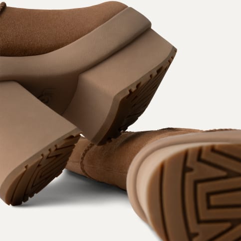 【UGG】ニュー ハイツ プラットフォーム エクストラ ブーツ NewJeansのHANNIもキャンペーンに登場！ 進化するUGG®のニュー