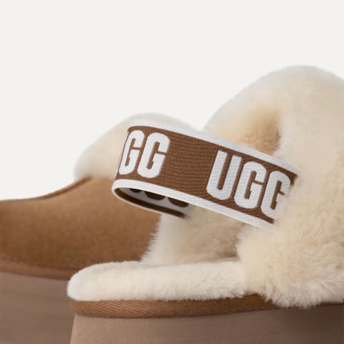 UGG アグ W FUNKETTE ファンケット スリッポン ムートンブーツ