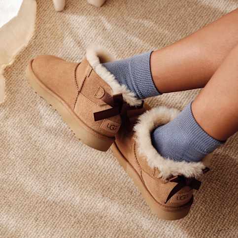UGG® 公式【 ウルトラ ミニ ベイリー ボウ|Ultra Mini Bailey Bow