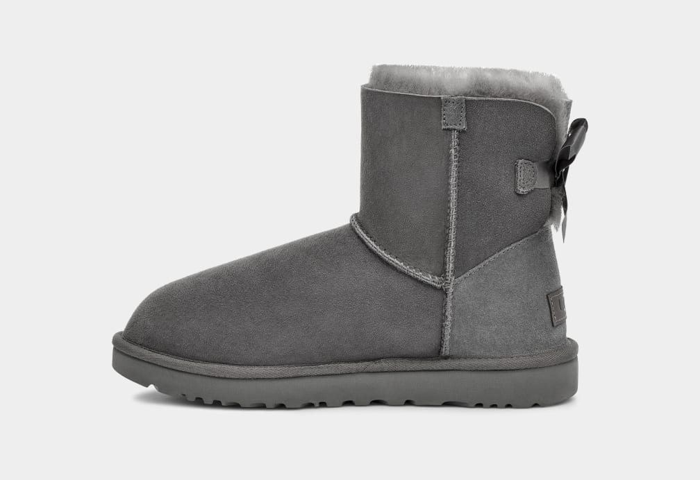 Gray ugg top boots with bows
