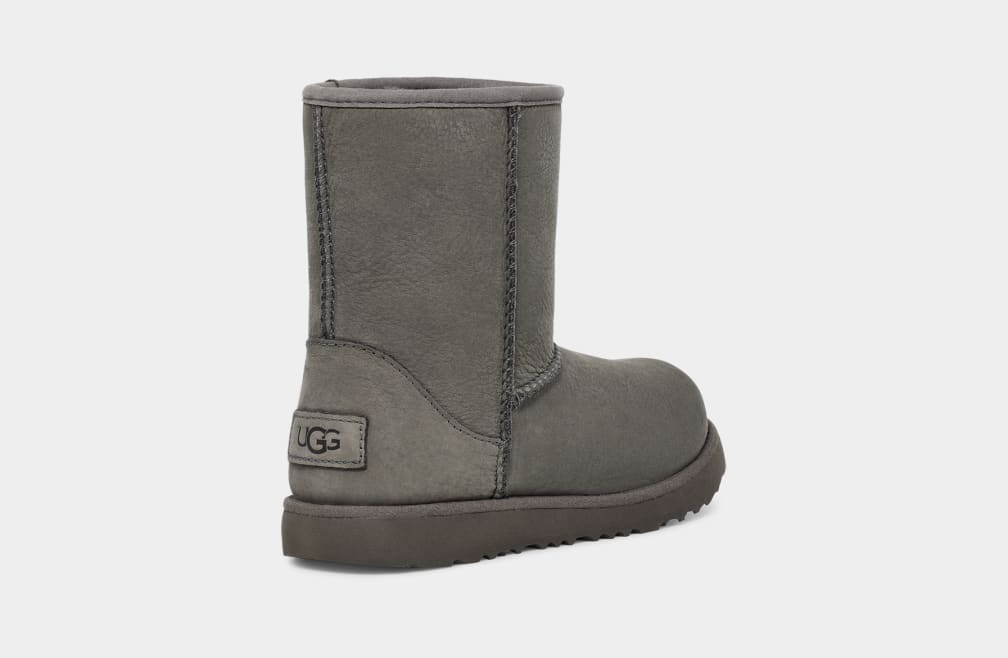 Classic II Short WP Boot for Kids UGG® Official