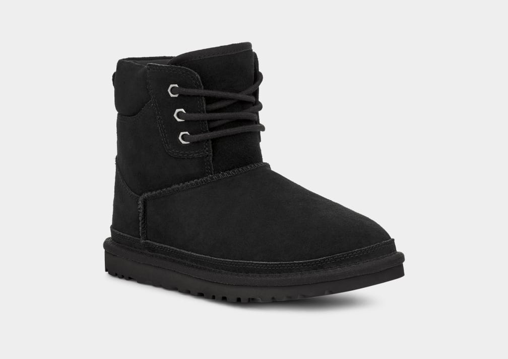 neumel hiker ugg boots