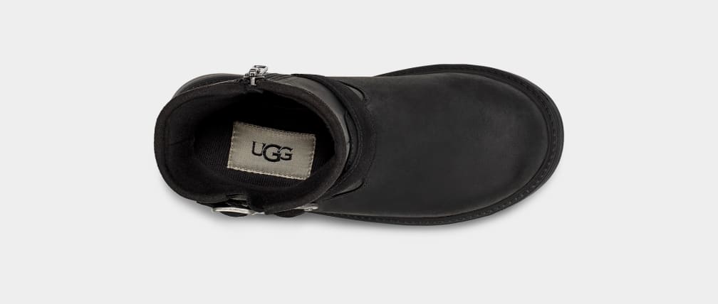 ugg kinzey weather boot