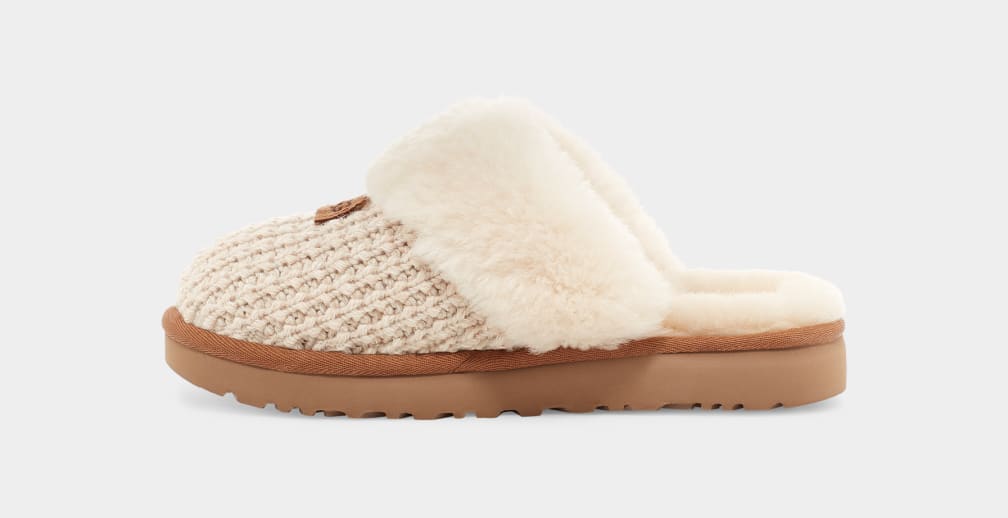 These $27 Sherpa Slippers on Amazon Have 35,000+ Five-Star Reviews