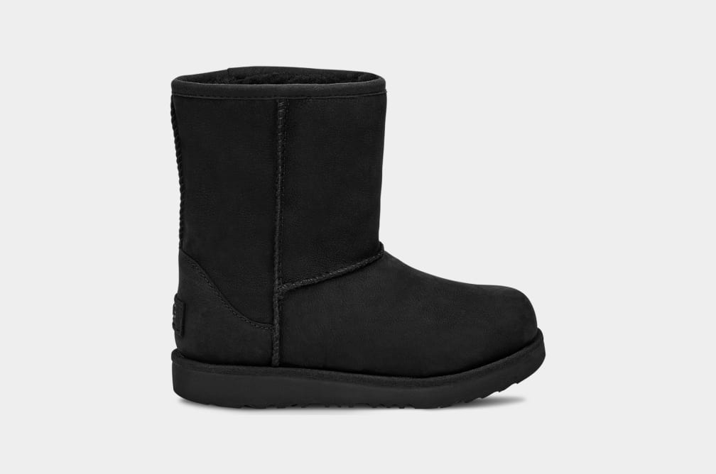 Ugg classic short leather black outlet