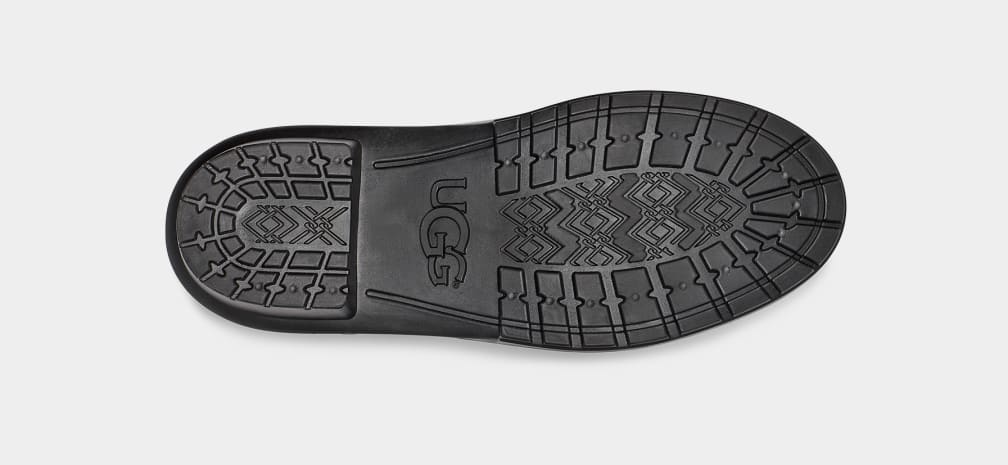 ugg chevonne ankle boot