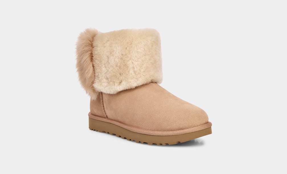 Ugg classic 2025 mini wisp