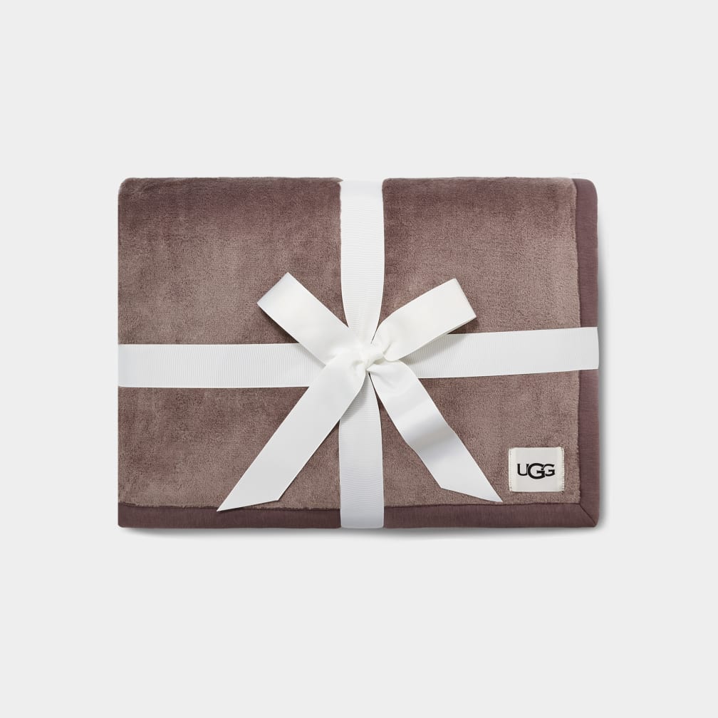 Ugg blanket hot sale clearance